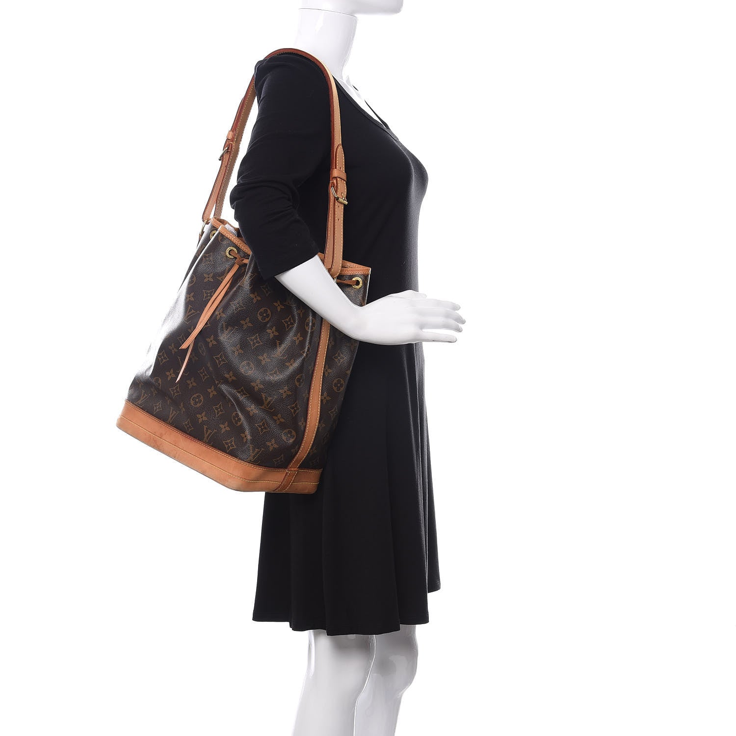 Louis Vuitton Monogram Noe 2 of 12