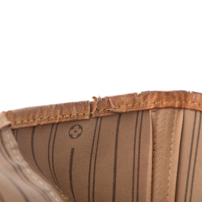 Louis Vuitton Monogram Neverfull MM 10 of 17