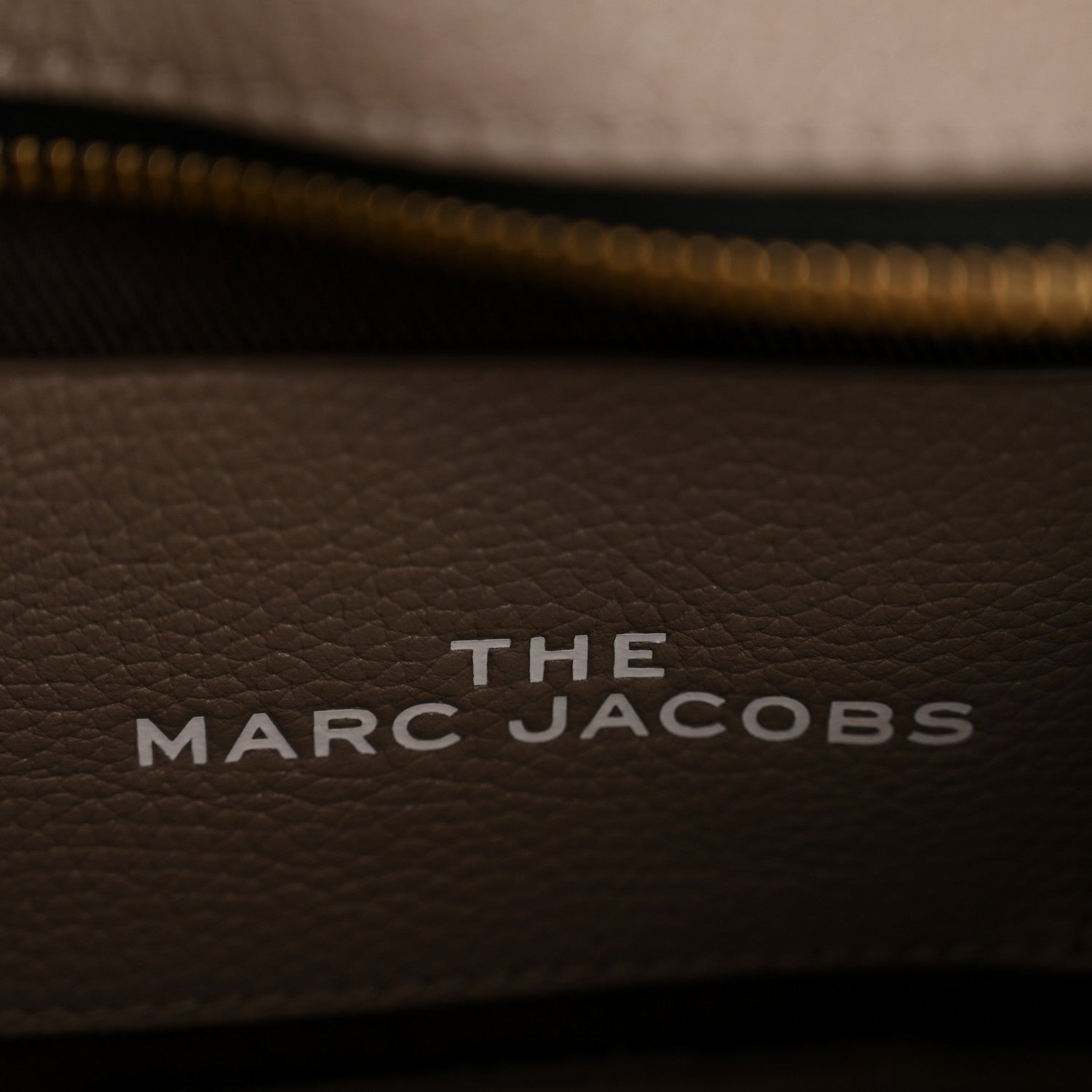 Marc Jacobs Grained Calfskin Small The Tote Bag Cement 6 of 14