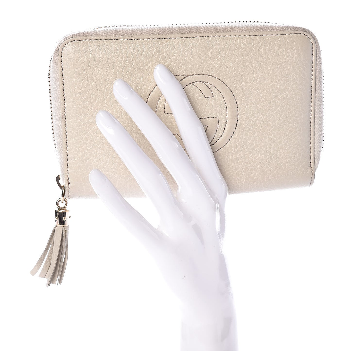 Pebbled Calfskin Medium Soho Zip Around Wallet Off White