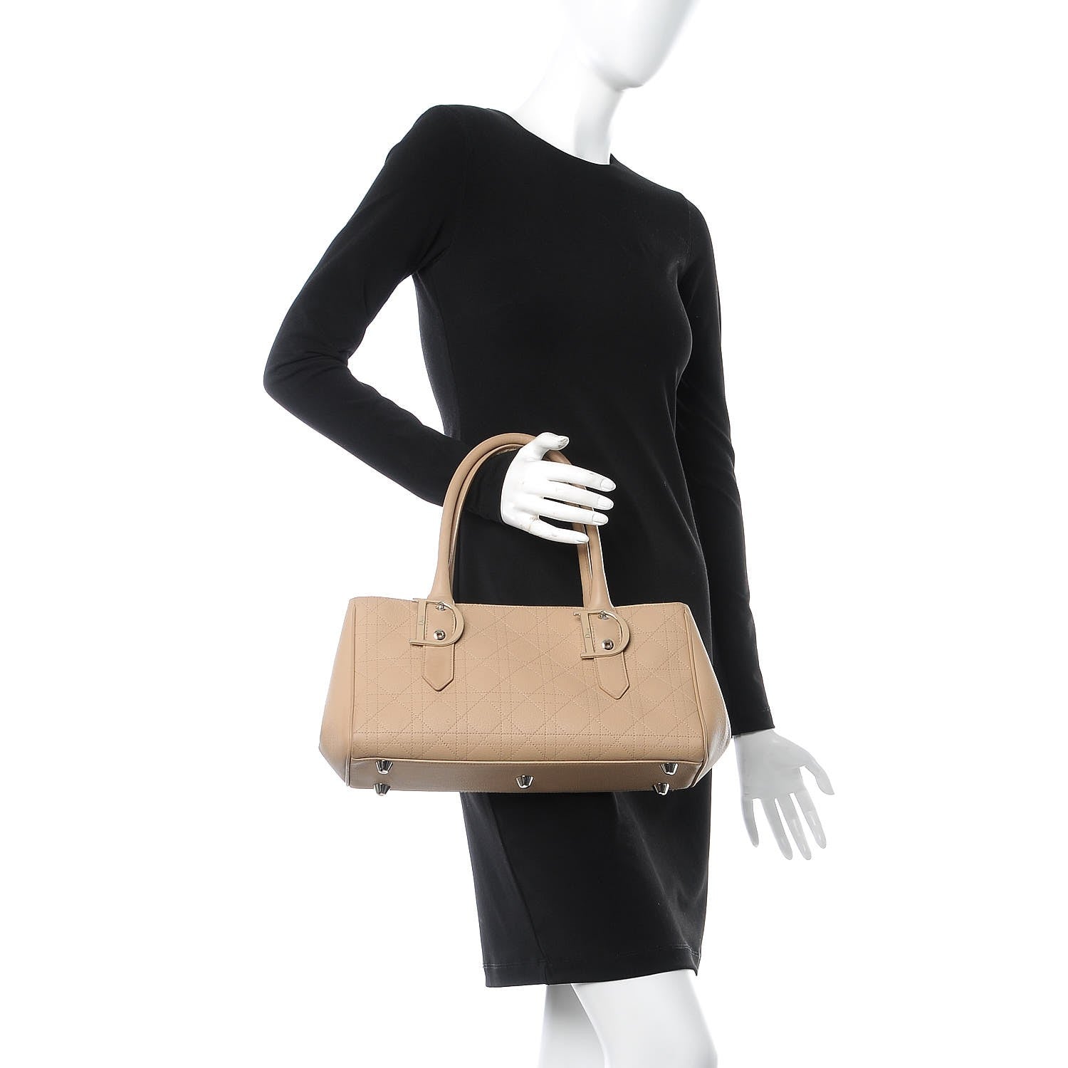 Christian Dior Calfskin Cannage Shoulder Bag Camel 2 of 14