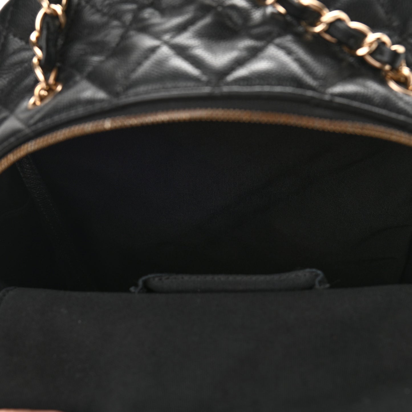 Caviar Quilted Medium Zip Around Backpack Black