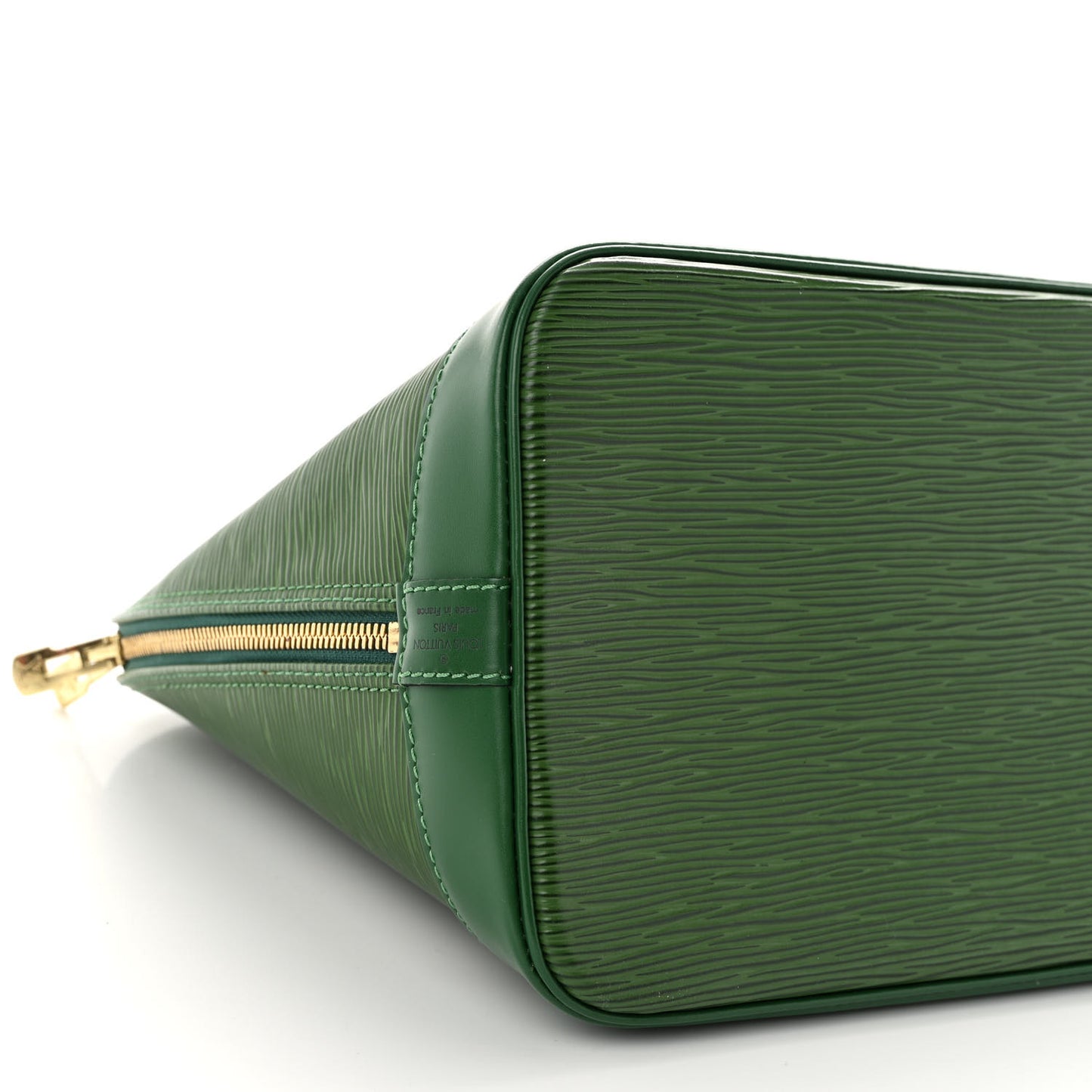 LOUIS VUITTON Epi Alma PM Borneo