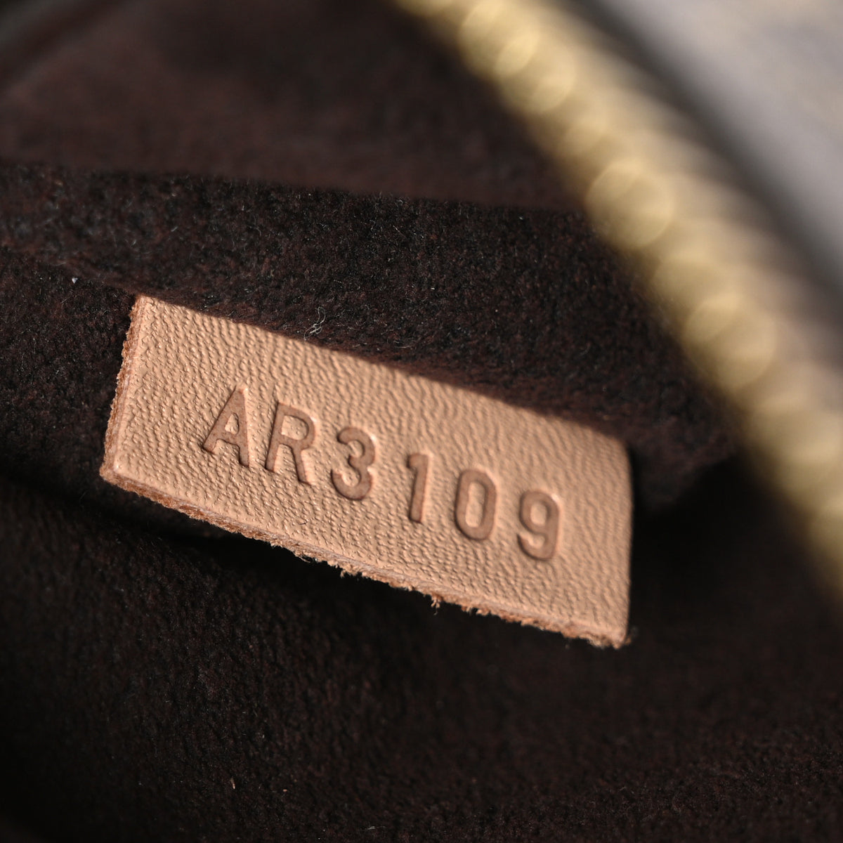 Monogram Pochette Metis