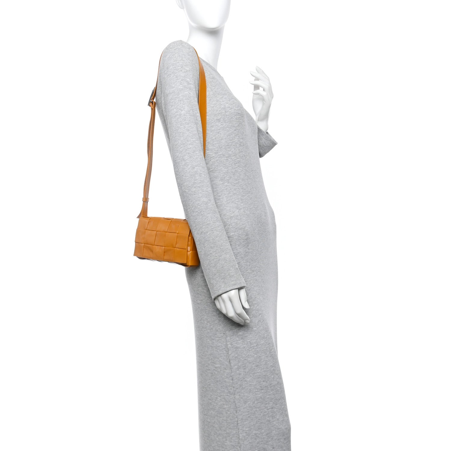 Bottega Veneta Paper Calfskin Maxi Intrecciato Small Cassette Crossbody Bag Cob 2 of 12
