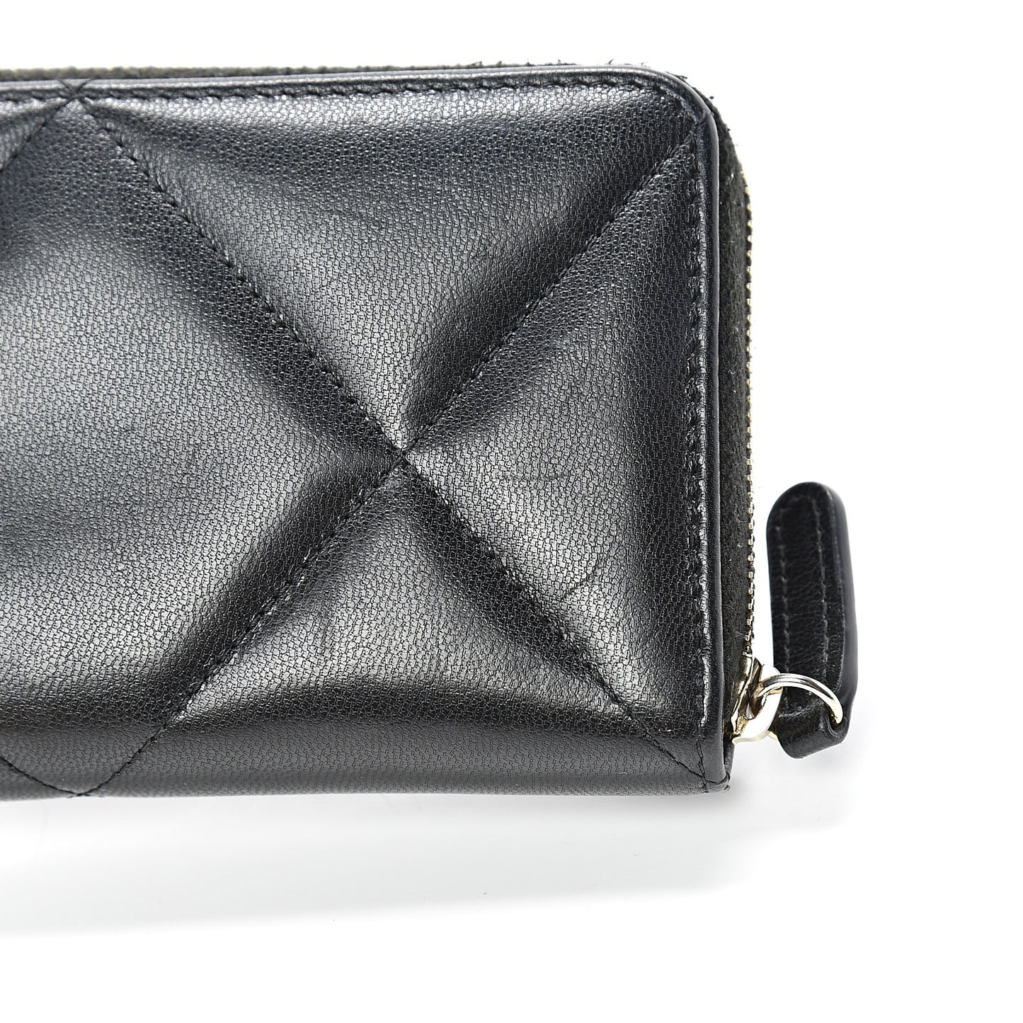 Lambskin Quilted 19 Zipped Wallet Black