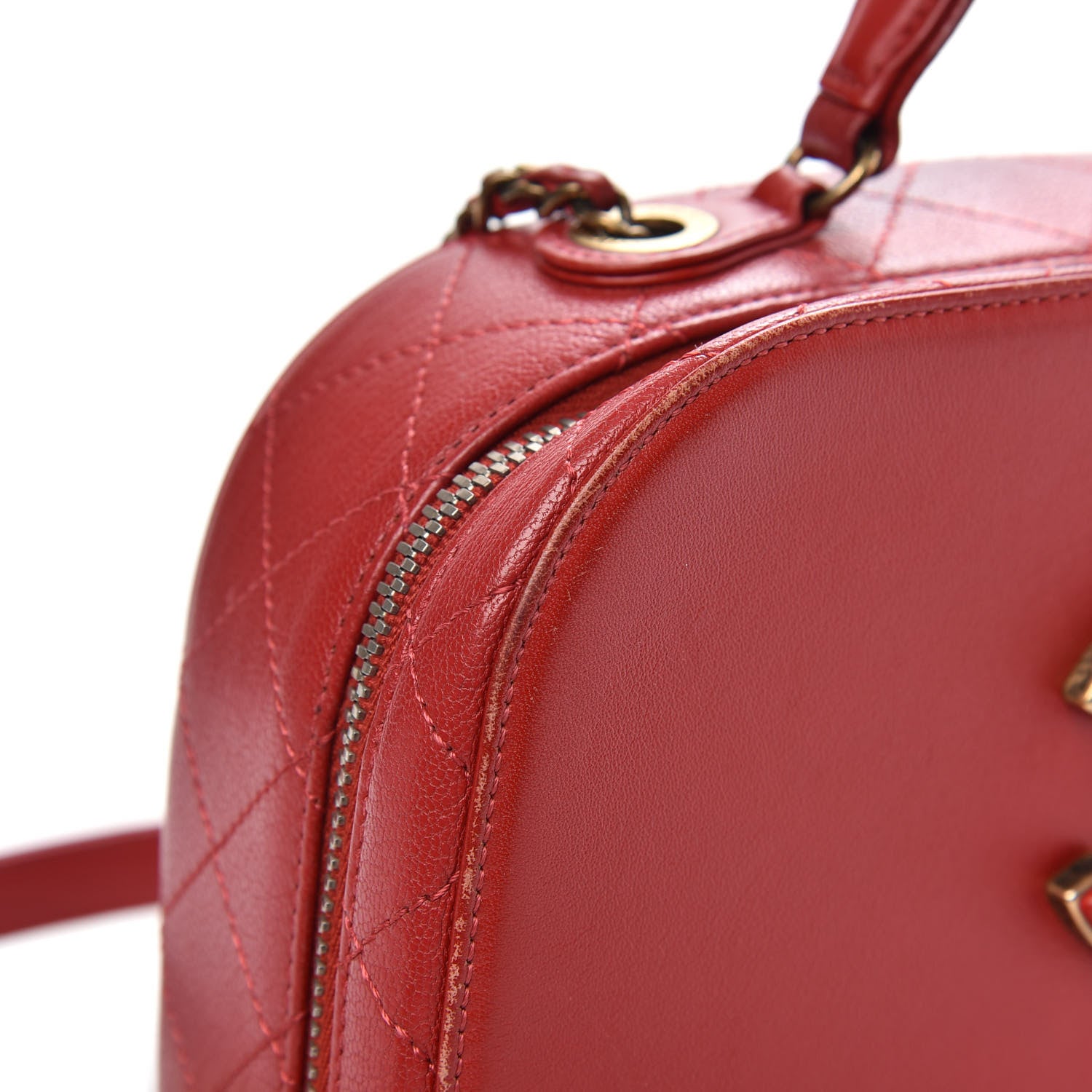 Chanel Shiny Calfskin Goatskin Quilted Coco Curve Vanity Red 12 of 15