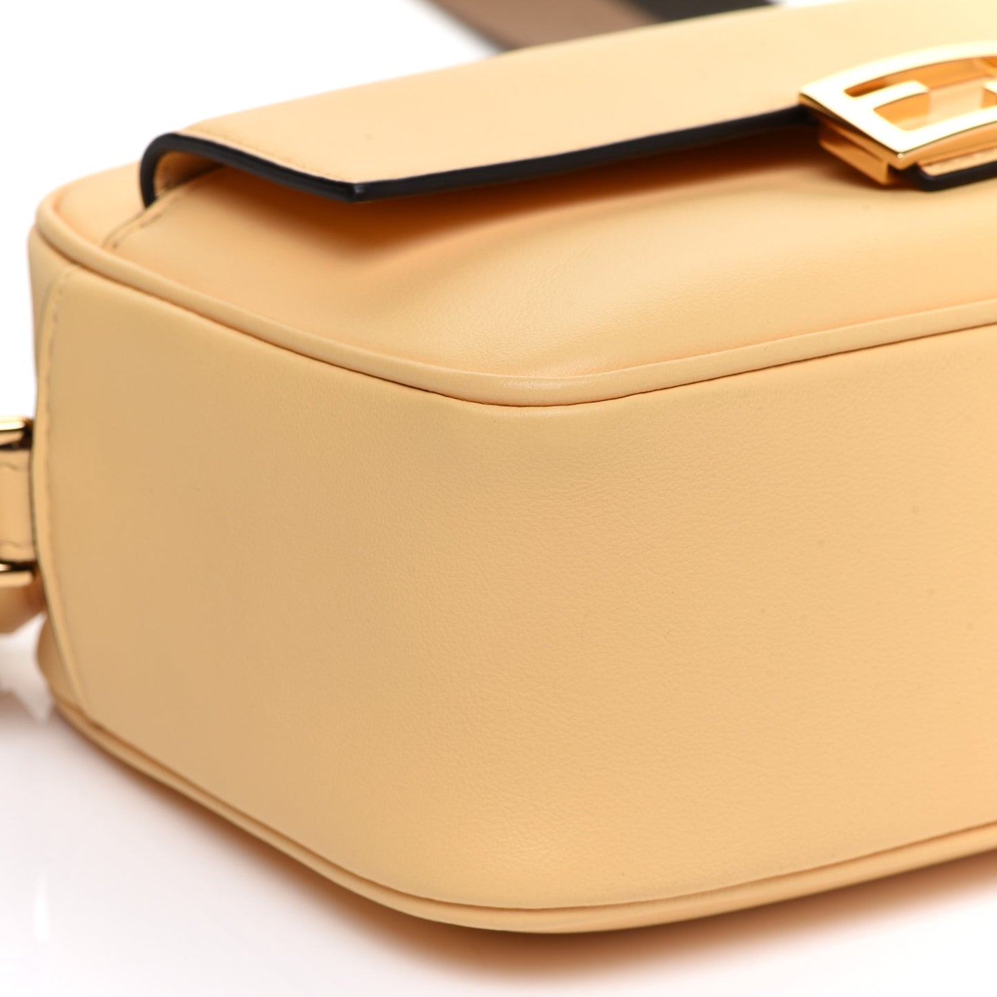 Vitello Grace Matte Mini Fendi Cam Miele Scuro