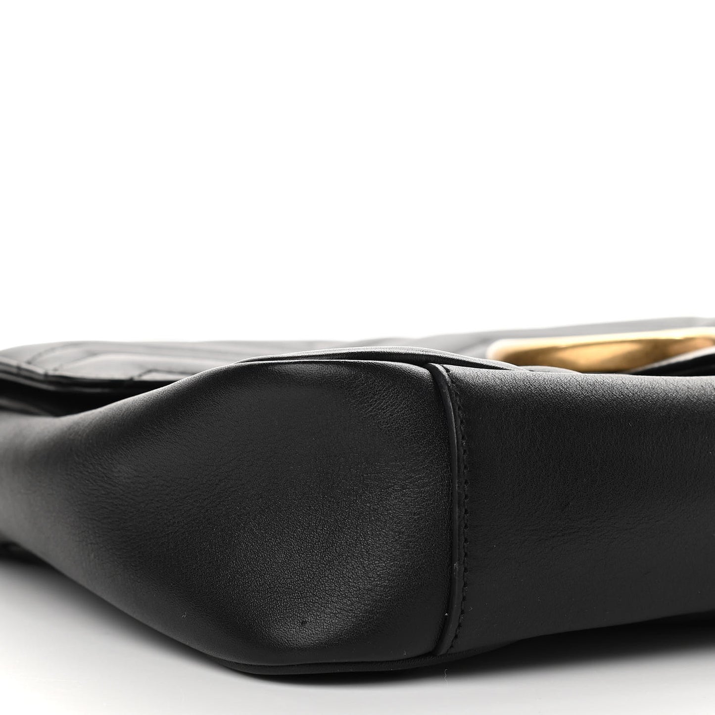 Calfskin Matelasse Medium GG Marmont Shoulder Bag Black
