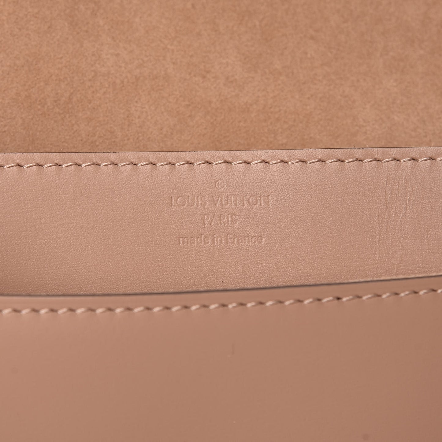 Calfskin Chain Louise GM Nude