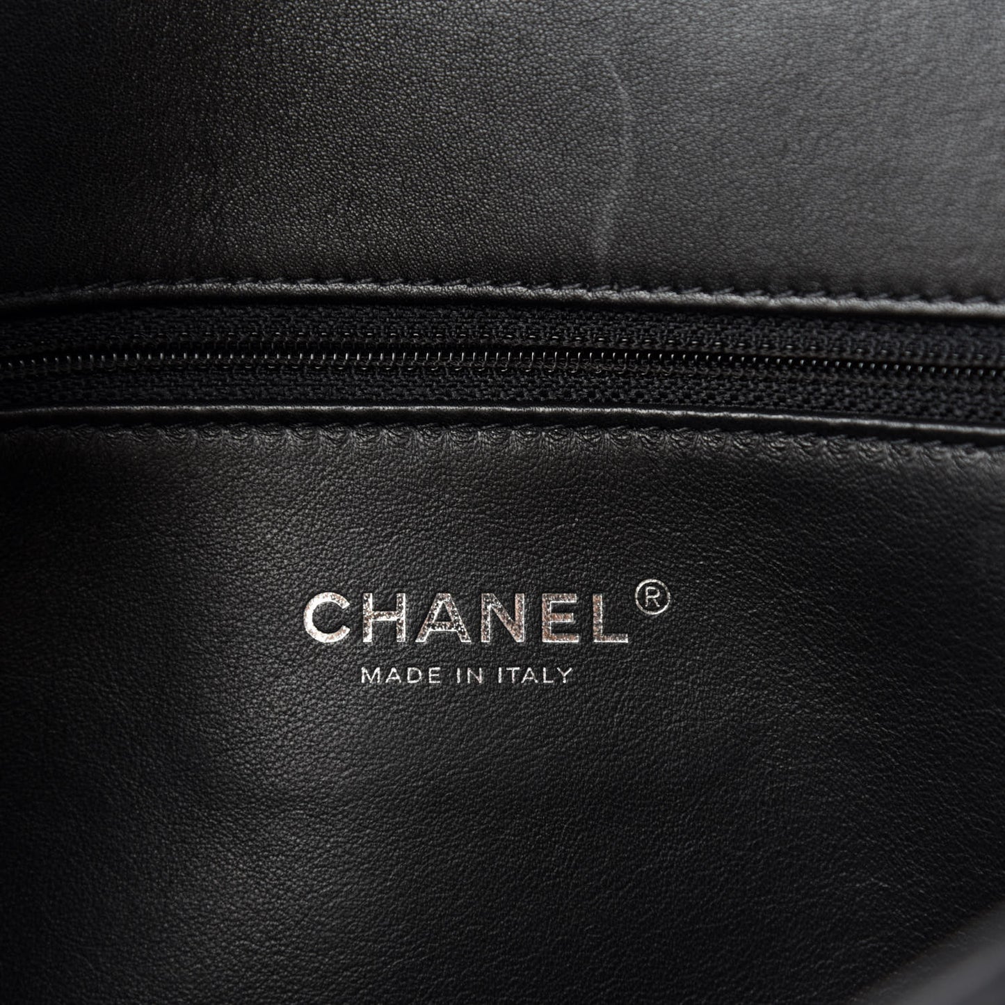 Calfskin Quilted Medium CC Filigree Flap Black