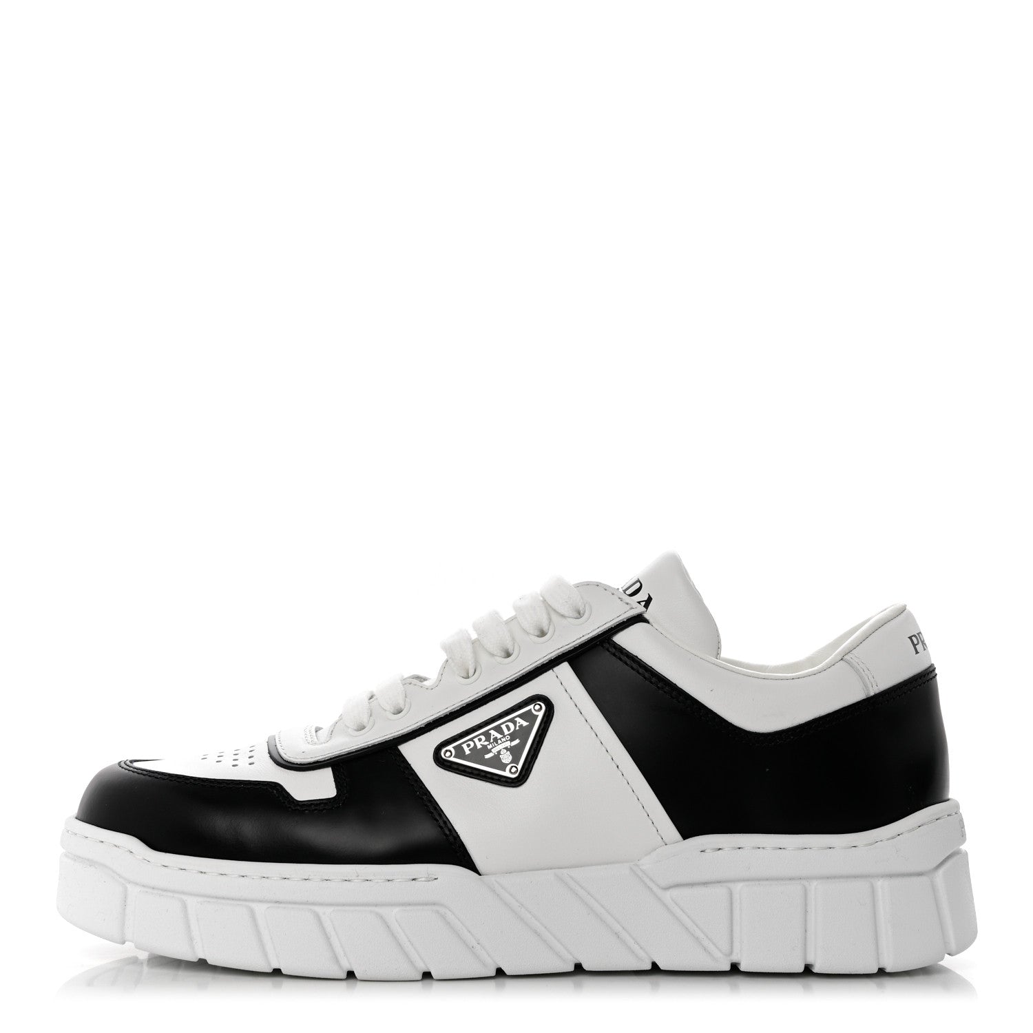 Prada Vitello Rois Metal Triangle Logo Mens Sneakers 10 White Black 1 of 9