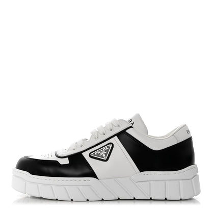 Prada Vitello Rois Metal Triangle Logo Mens Sneakers 10 White Black 1 of 9