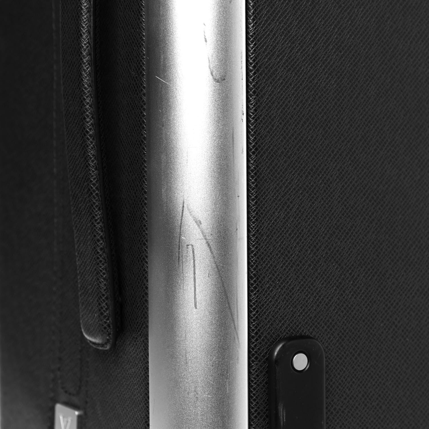 Louis Vuitton Taiga Horizon 55 Ardoise 11 of 14