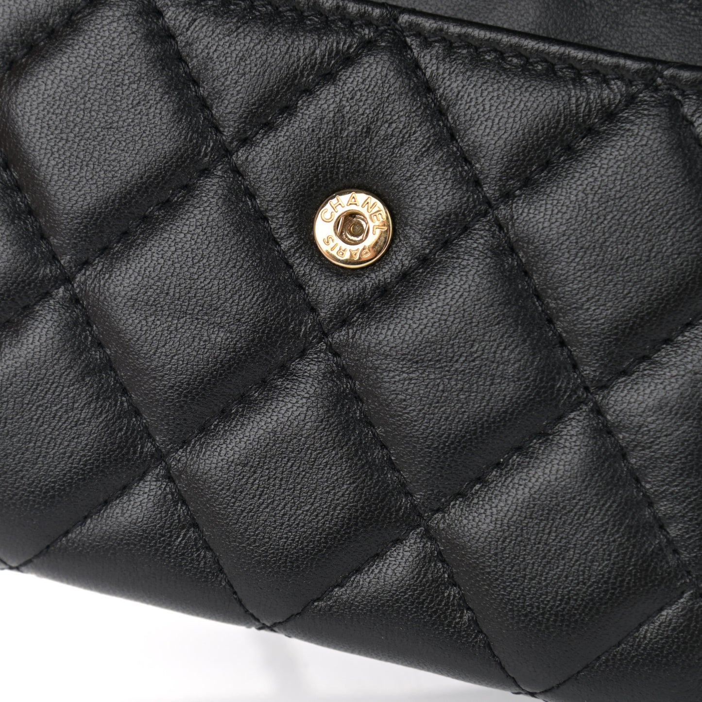Lambskin Quilted Card Holder with Chain Black
