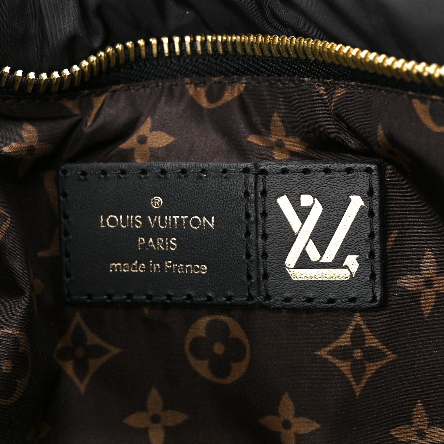 Louis Vuitton Econyl Monogram Pillow Maxi Multi Pochette Accessories Black Fuchsia 6 of 11
