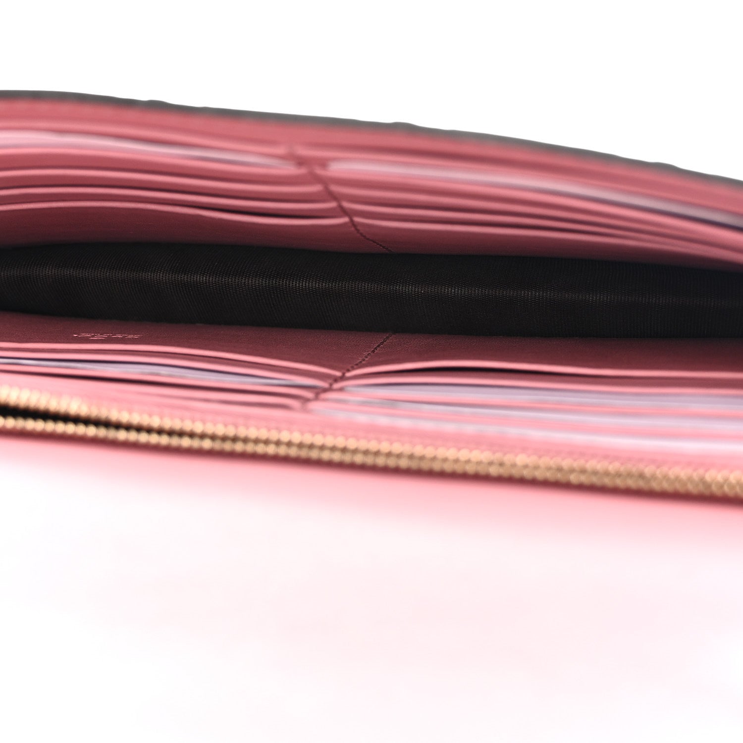 Gucci Guccissima Icon Chain Wallet Carmine Rose 5 of 10