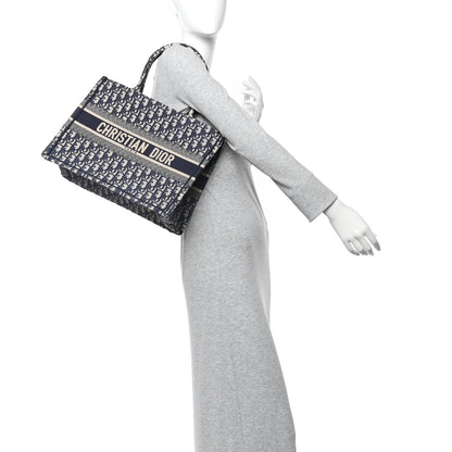 Christian Dior Oblique Medium Book Tote Blue Multicolor 2 of 12