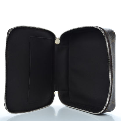 Louis Vuitton Monogram Horizon Accessories Pouch 5 of 7