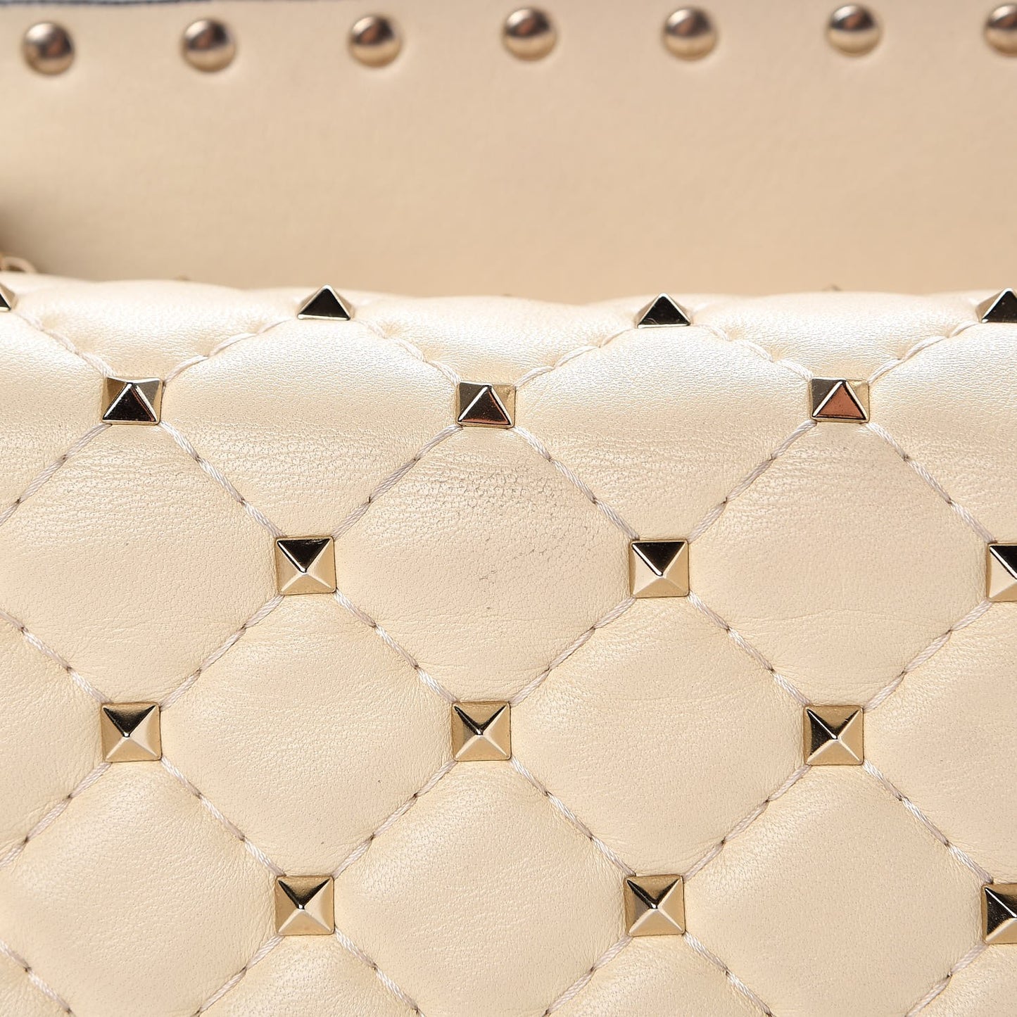 Nappa Medium Rockstud Spike Shoulder Bag Light Ivory