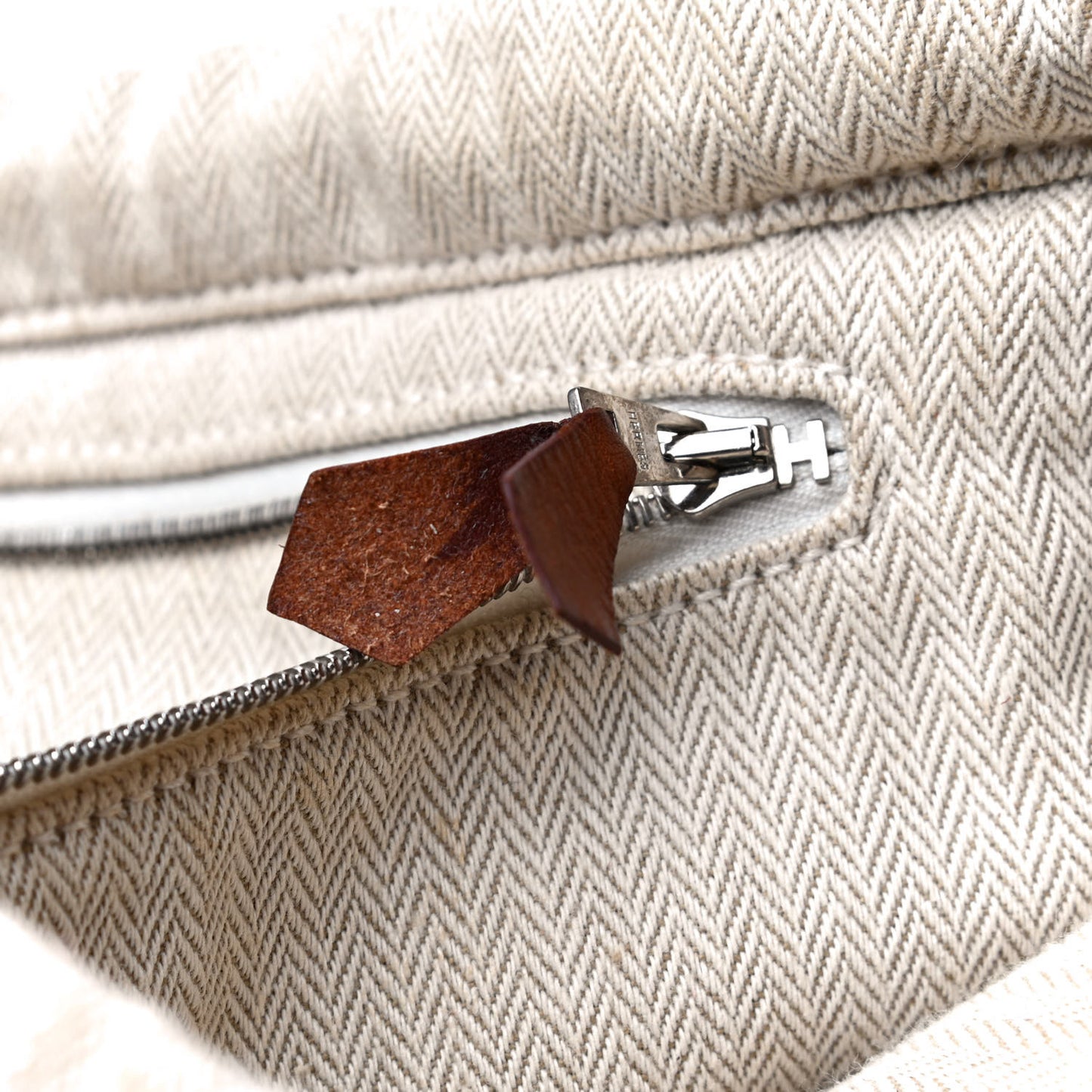 Canvas Barenia Fourbi 25 MM Pouch Naturel Fauve