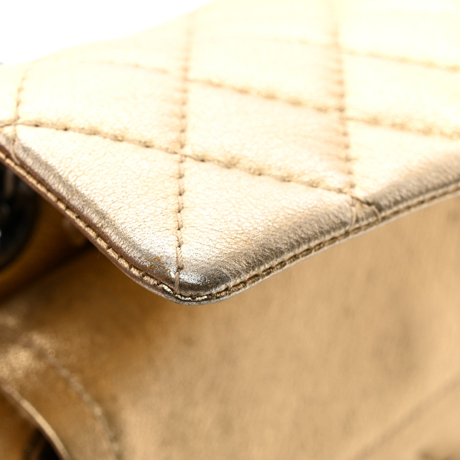 Chanel Metallic Lambskin Quilted 2.55 Reissue 224 Flap Gold 12 of 15