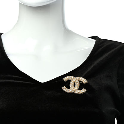 Chanel Pearl Crystal CC Brooch Gold 2 of 4