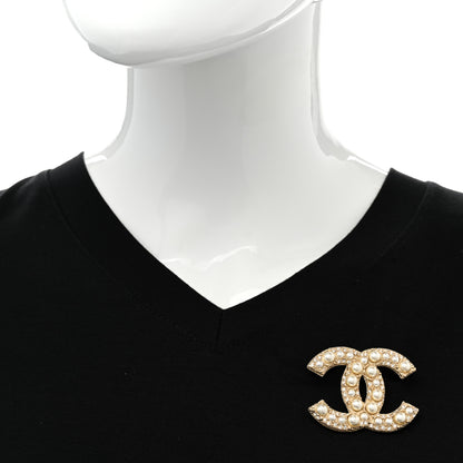 Chanel Metal Crystal Graduated Pearl CC Brooch Gold 2 of 5
