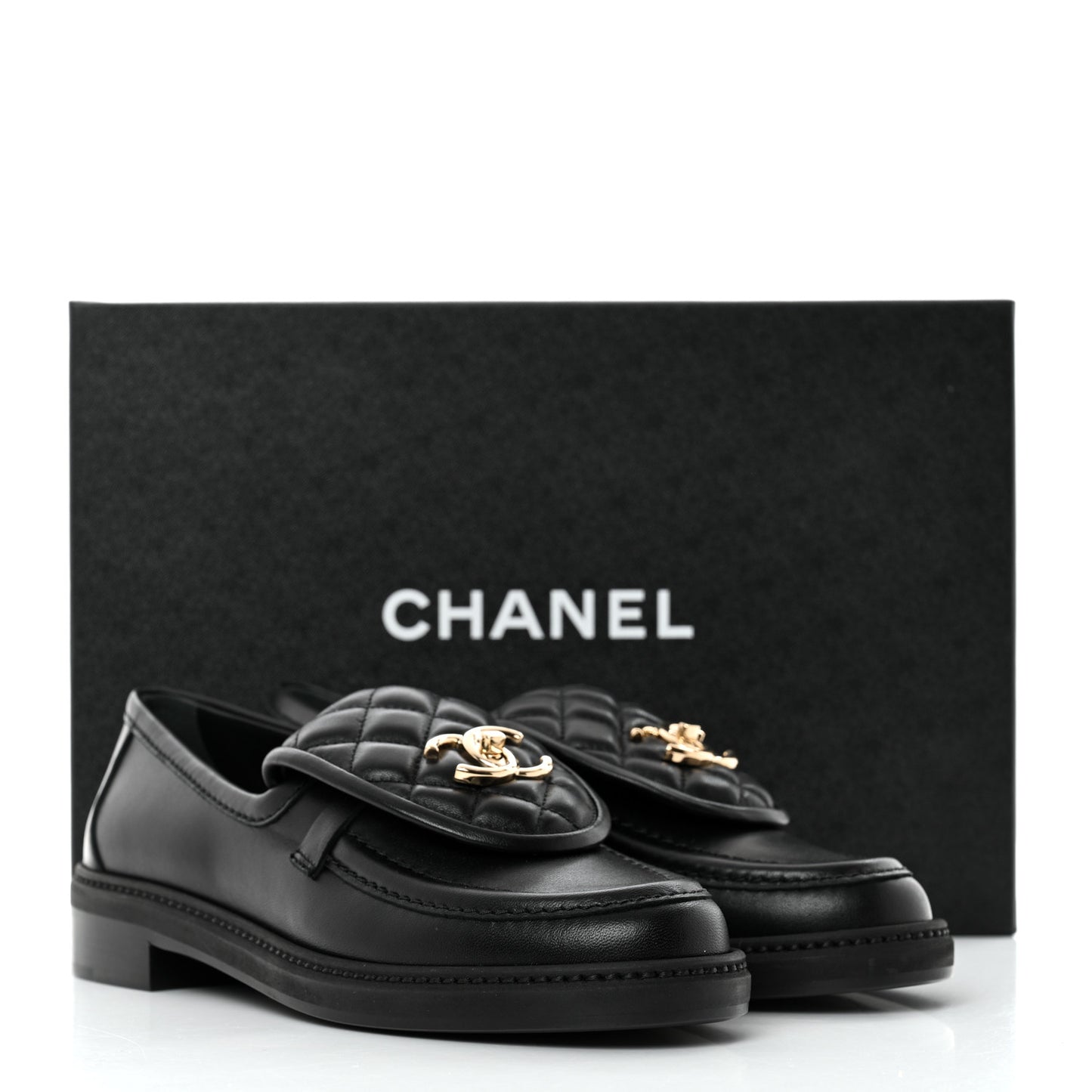 Lambskin Quilted CC Turnlock Loafers 37 Black