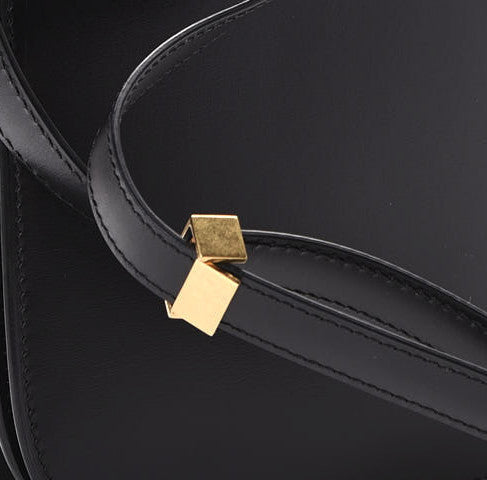 Box Calfskin Medium Classic Box Flap Bag Black