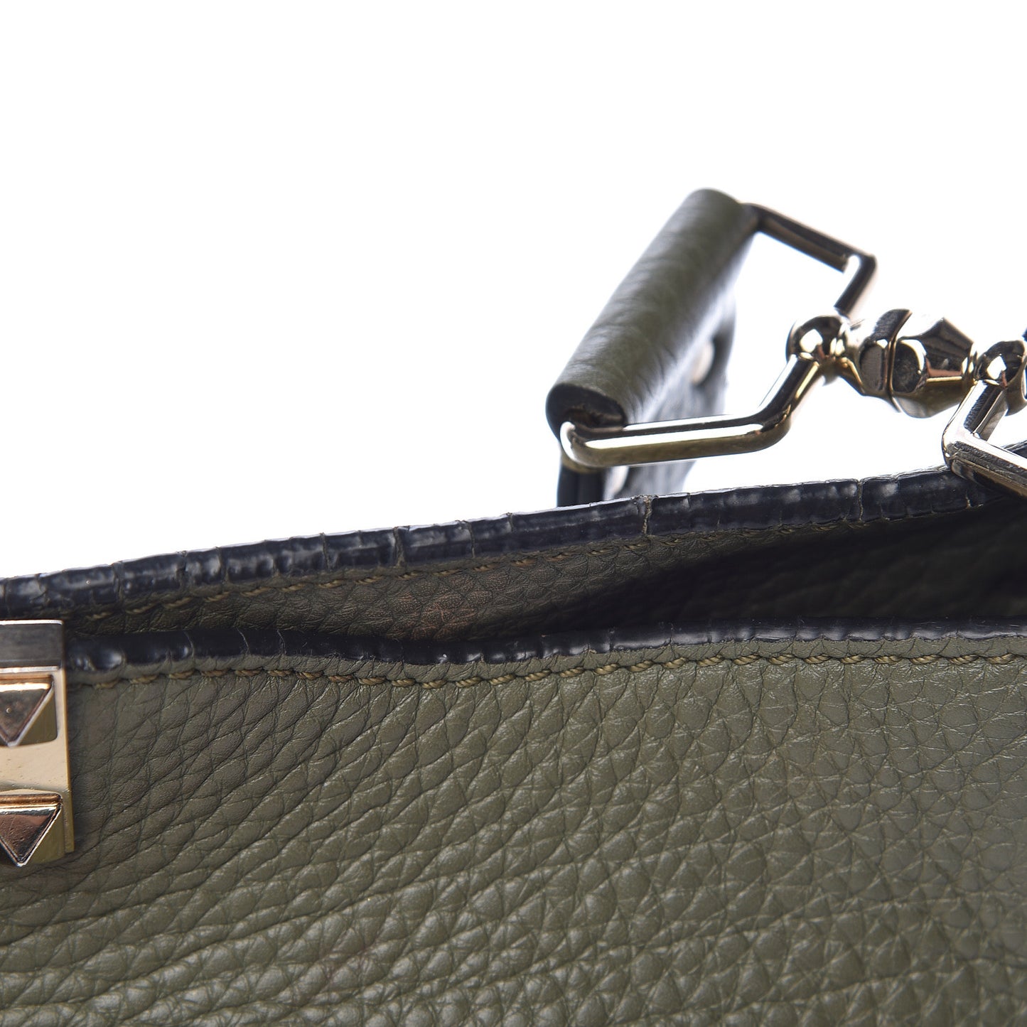Pebbled Calfskin Small Rockstud Flip-Lock Messenger Bag Oasis