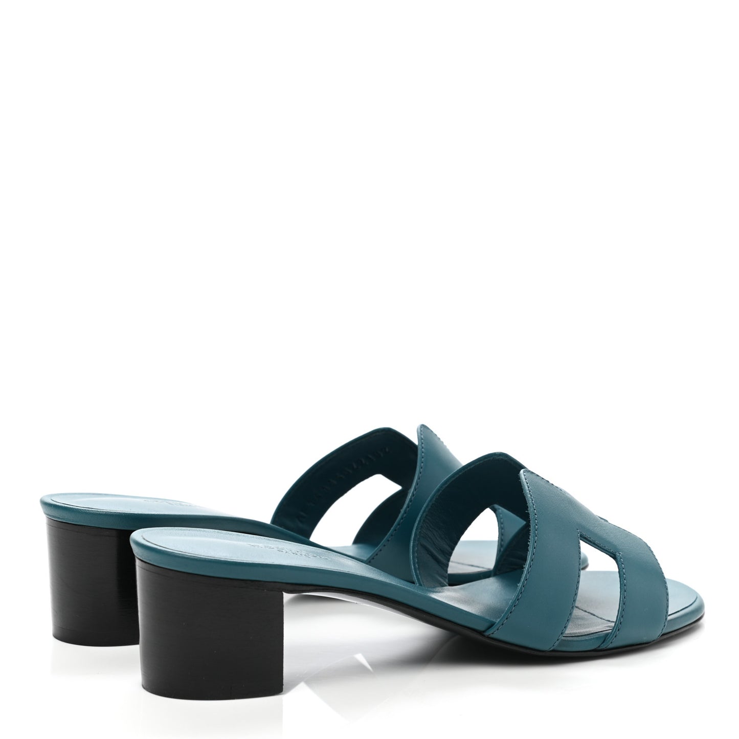 Calfskin Oasis Sandals 36 Bleu Velvet