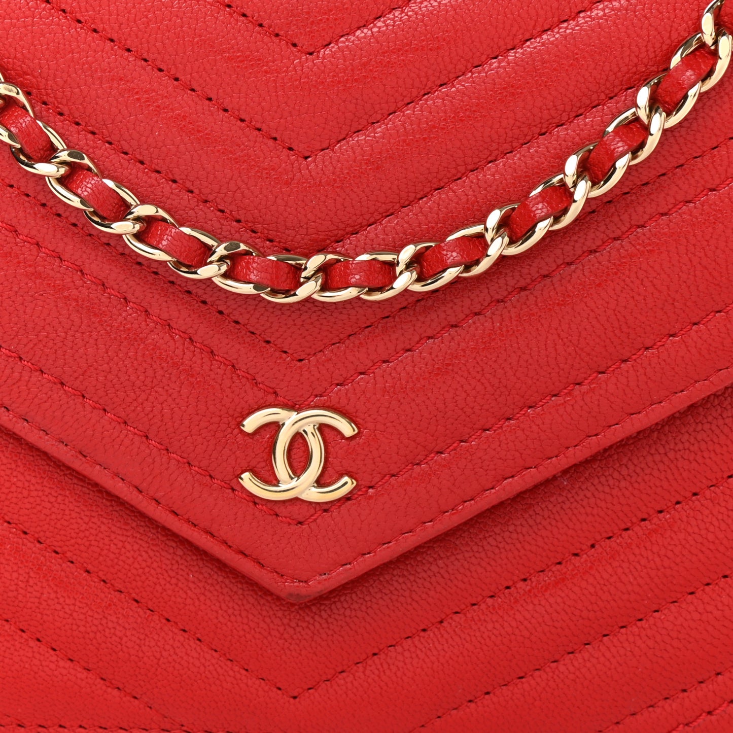 Goatskin Chevron Quilted Statement Wallet On Chain WOC Red