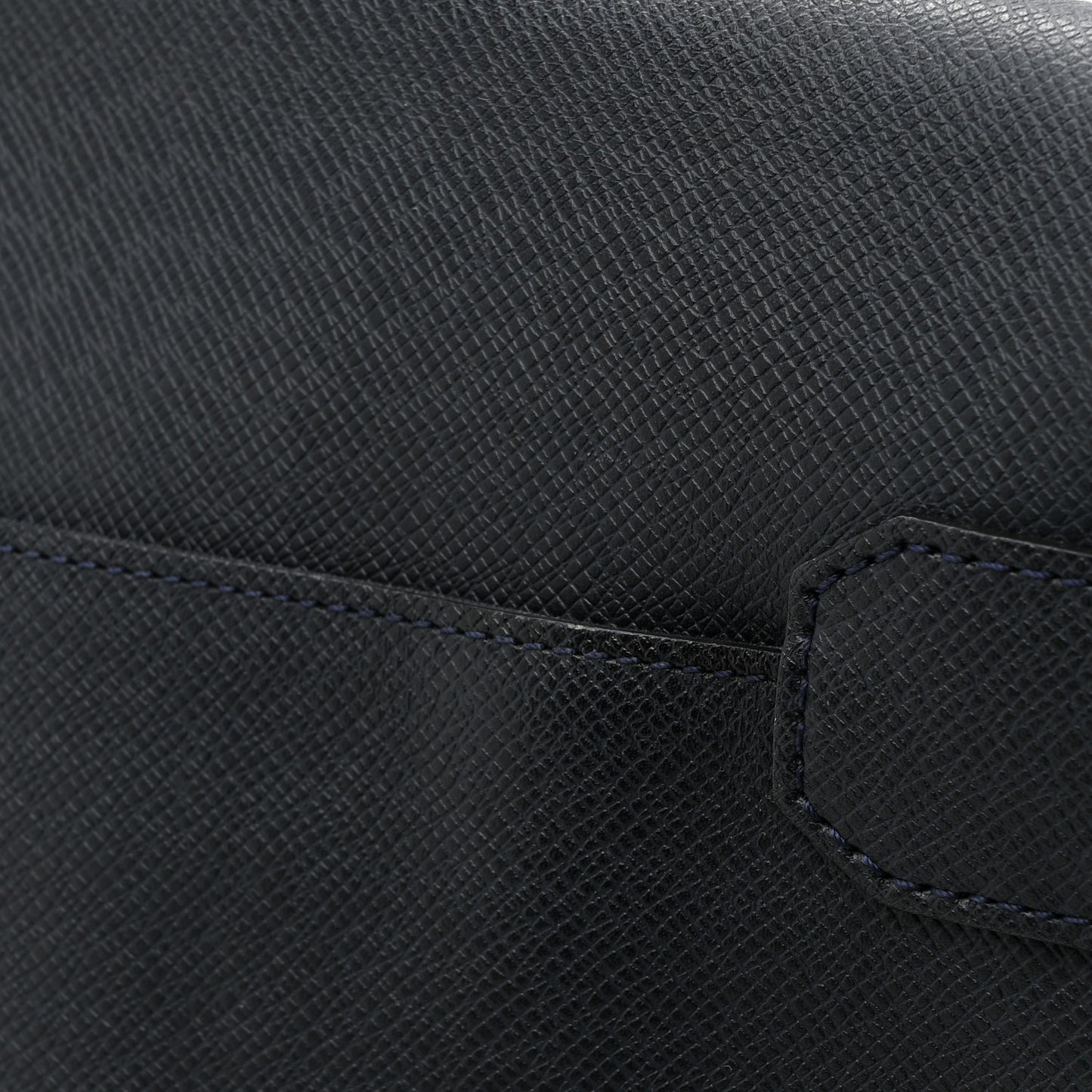 Taiga Roman MM Messenger Black