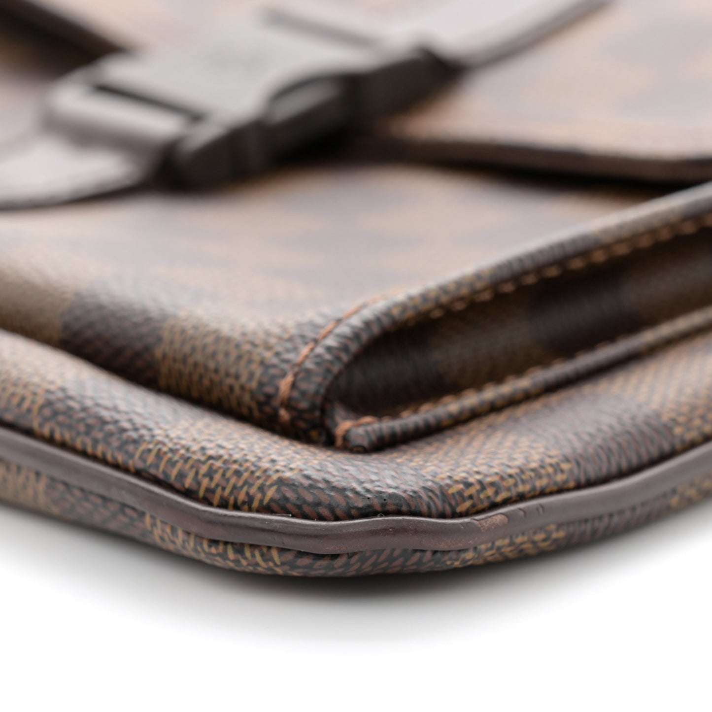 Damier Ebene Pochette Melville