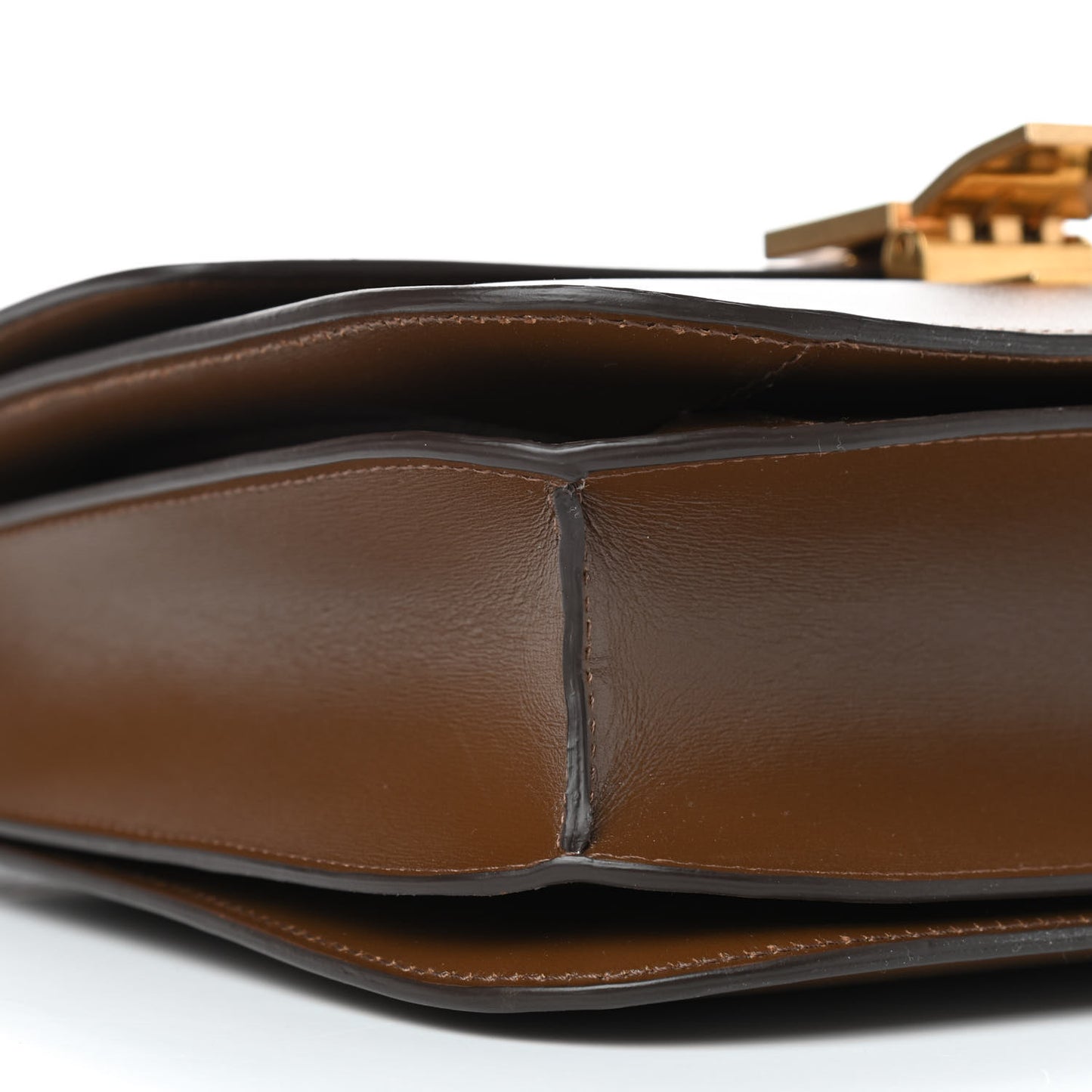 Box Calfskin Medium Classic Box Flap Bag Camel