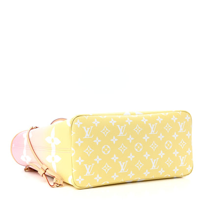 Louis Vuitton Monogram Giant By The Pool Neverfull MM Light Pink 4 of 9