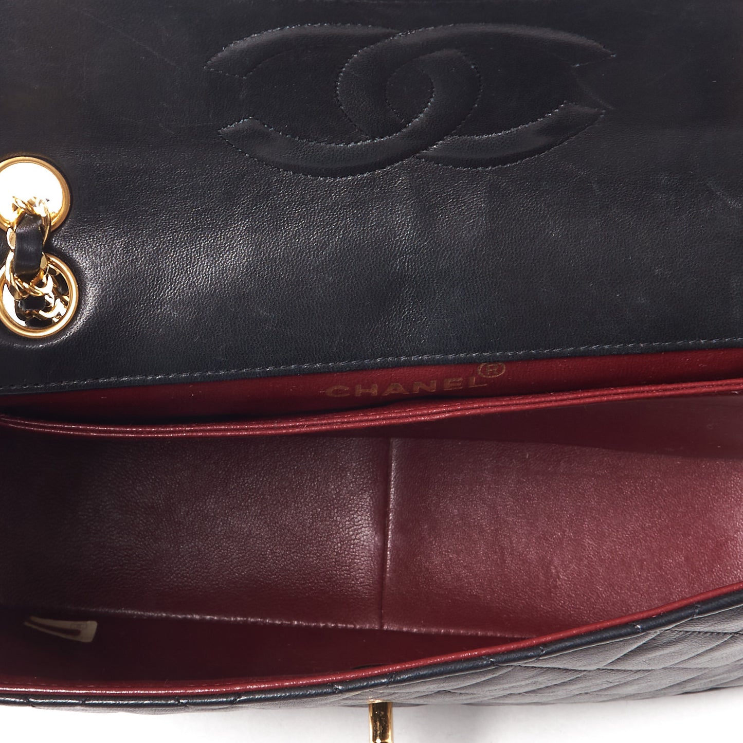 Lambskin Quilted Medium Single Flap Black