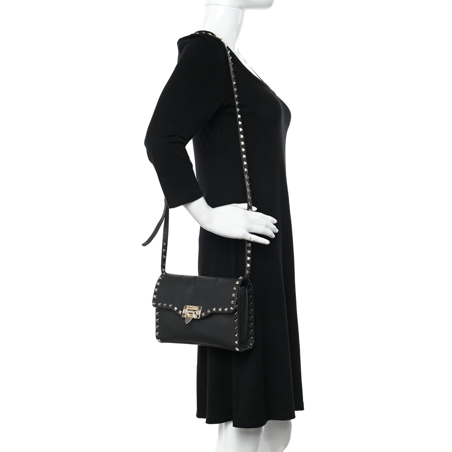 Pebbled Calfskin Medium Rockstud Flip Lock Crossbody Bag Black