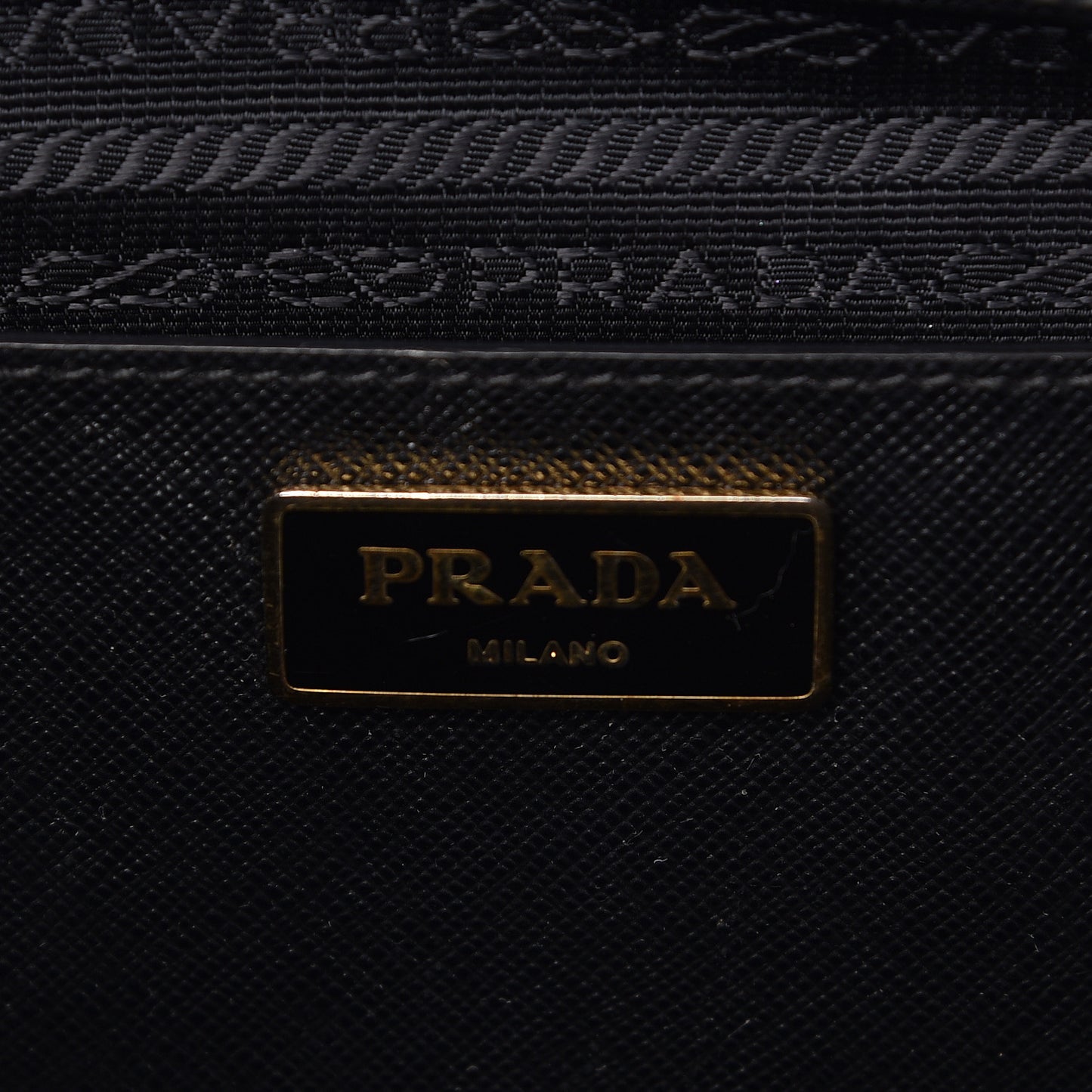 Saffiano Large Galleria Double Zip Tote Black