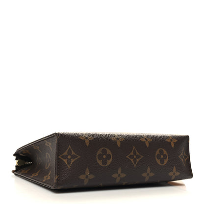 Louis Vuitton Monogram Toiletry Pouch 19 4 of 10
