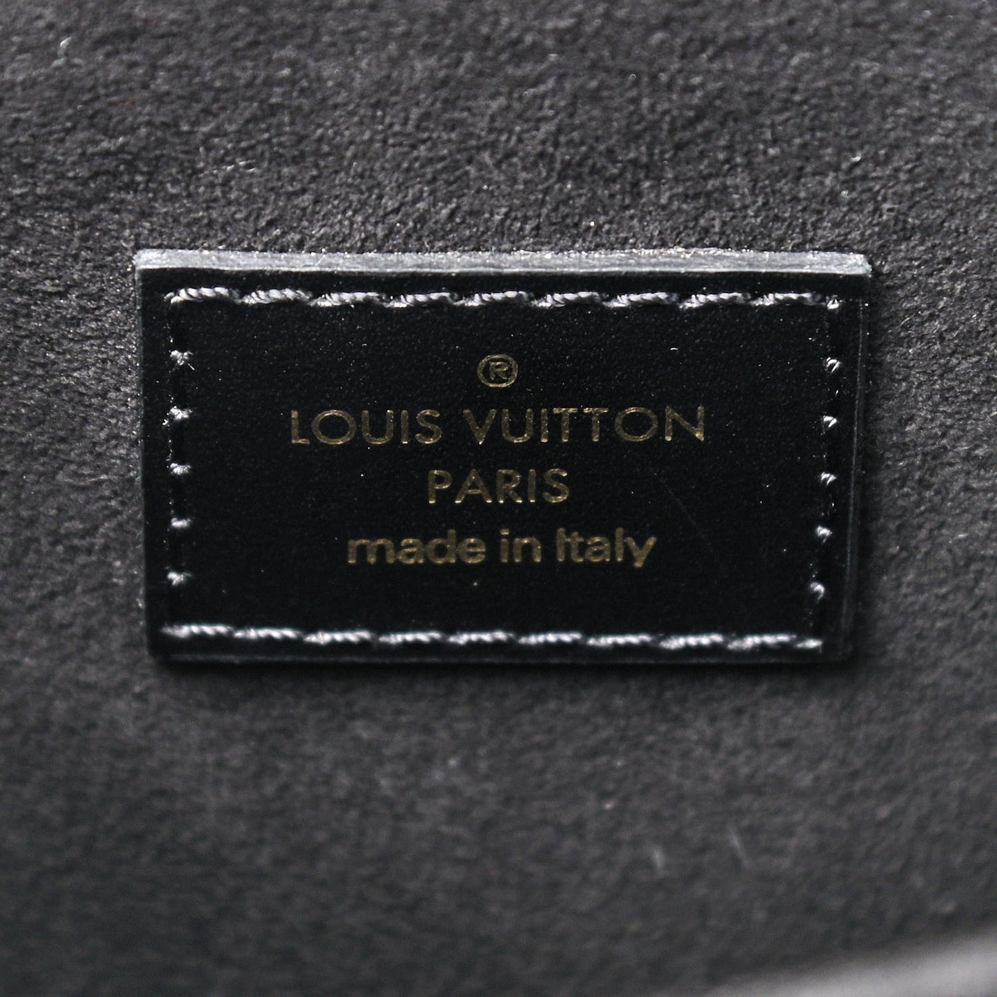 Reverse Monogram Pochette Metis