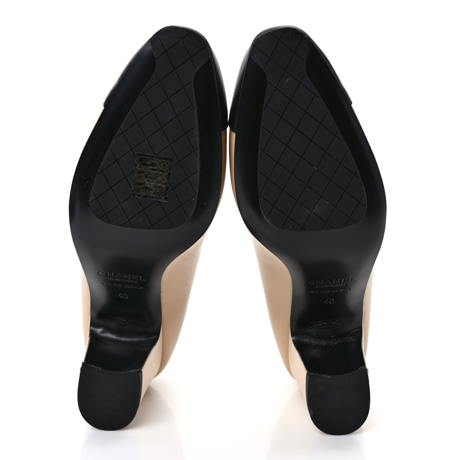 Chanel Lambskin Cap Toe CC Pumps 40 Beige Black 5 of 8