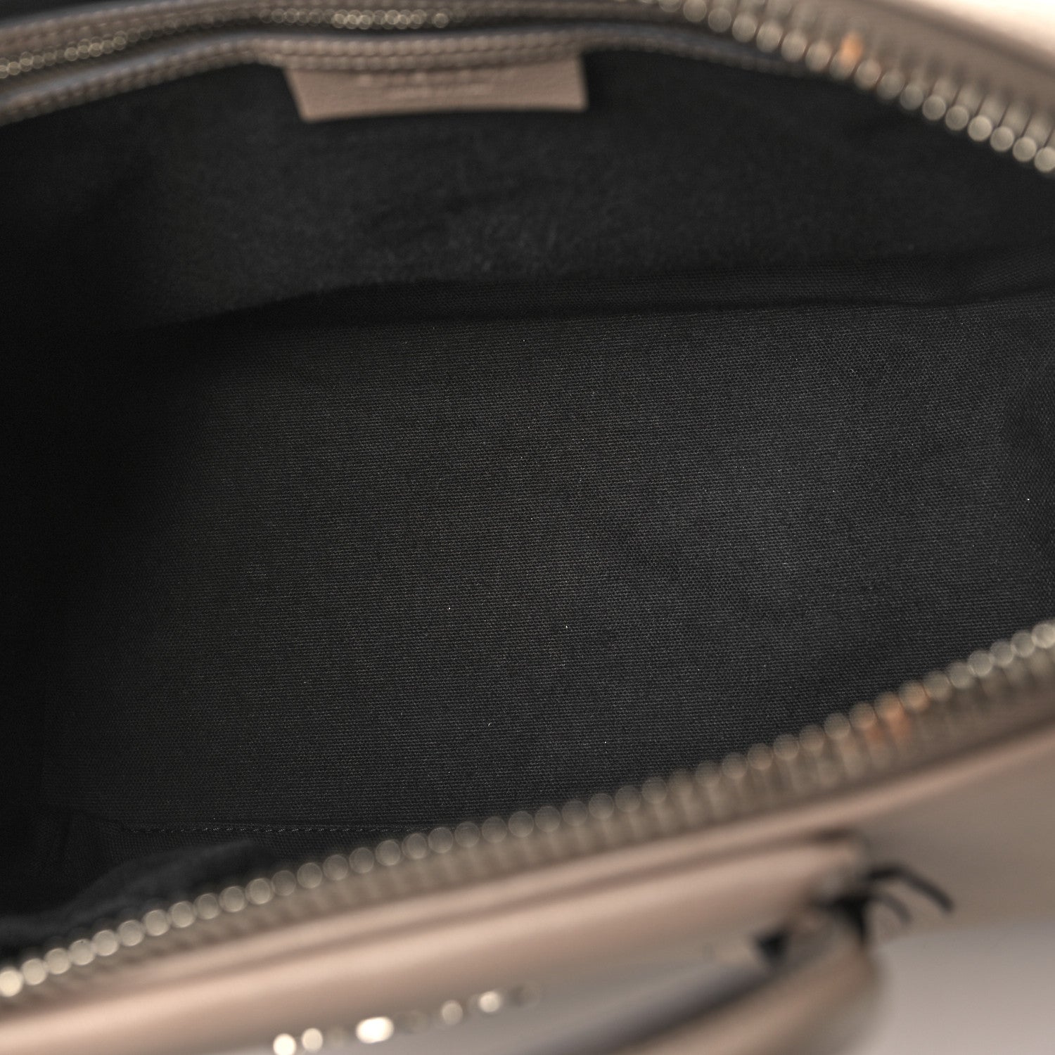 Givenchy Sugar Goatskin Medium Antigona Sand 5 of 13