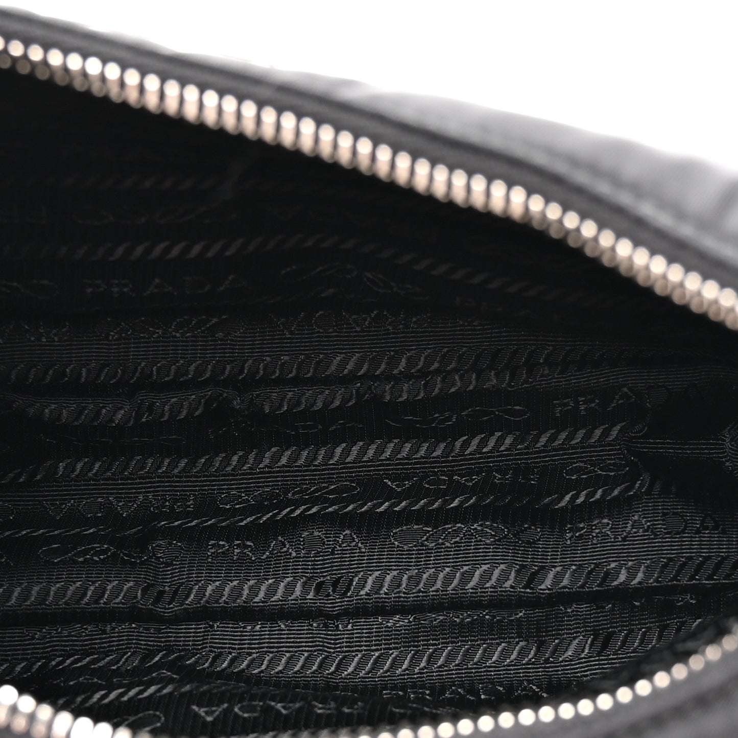 Re-Nylon Saffiano Re-Edition 2005 Shoulder Bag Black