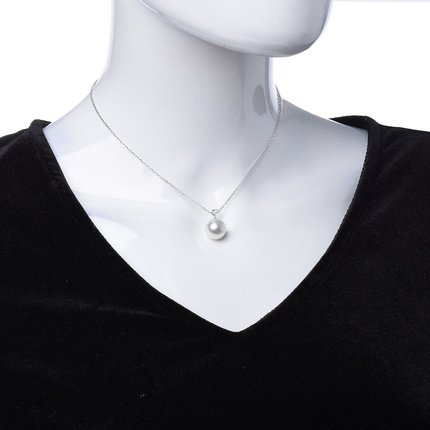 18K White Gold Diamond Akoya Pearl 12mm Pendant Necklace