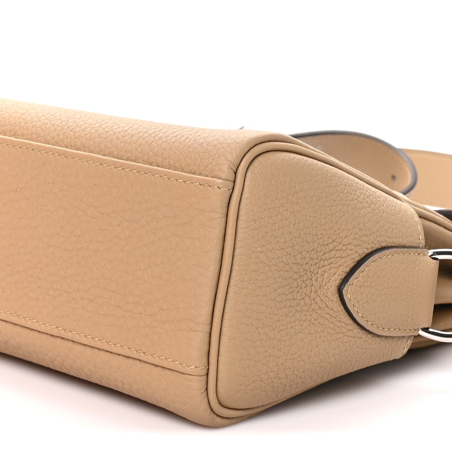 Togo Kelly Messenger PM Poussiere