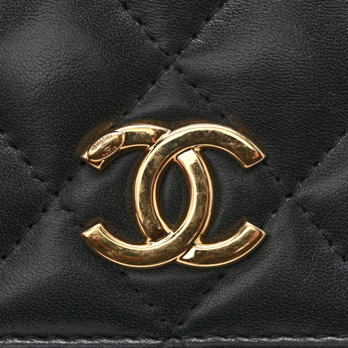 Lambskin Resin Quilted Mini Wallet On Chain WOC Black