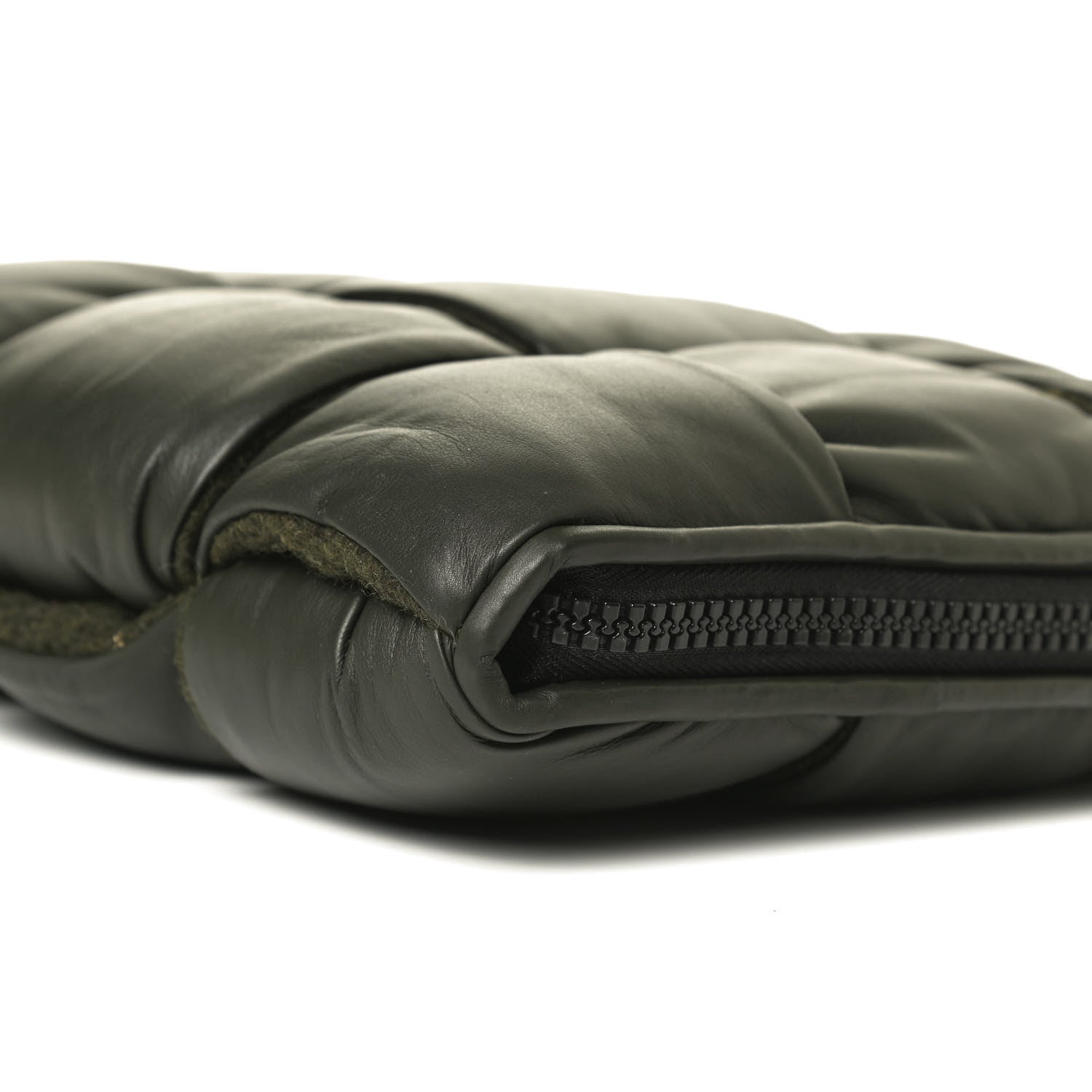 Bottega Veneta Calfskin Maxi Intrecciato Puffy Laptop Pouch Camping 8 of 10