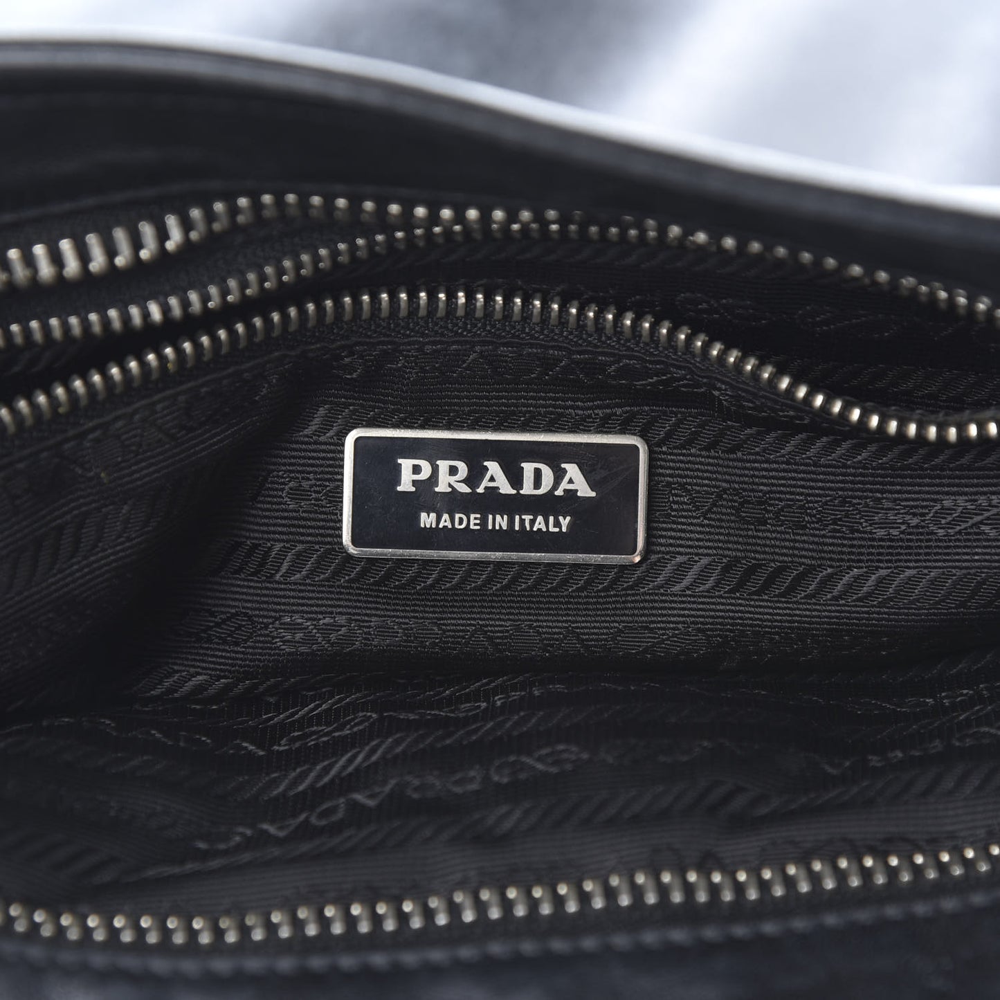 Nappa Flat Messenger Bag Black
